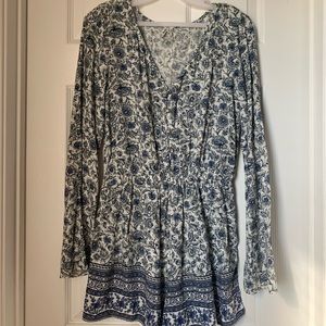 Short Blue & White Floral Mudd Romper